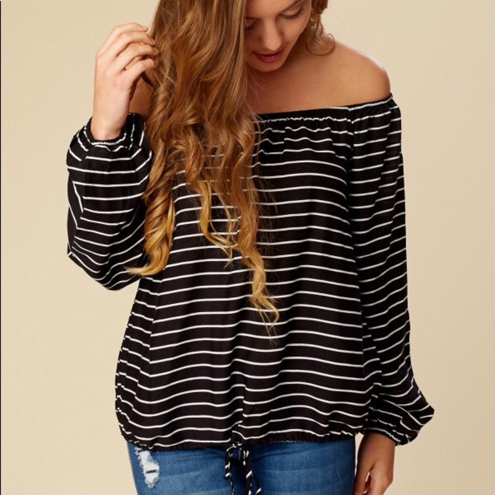 Altar’d State Off-The-Shoulder Top